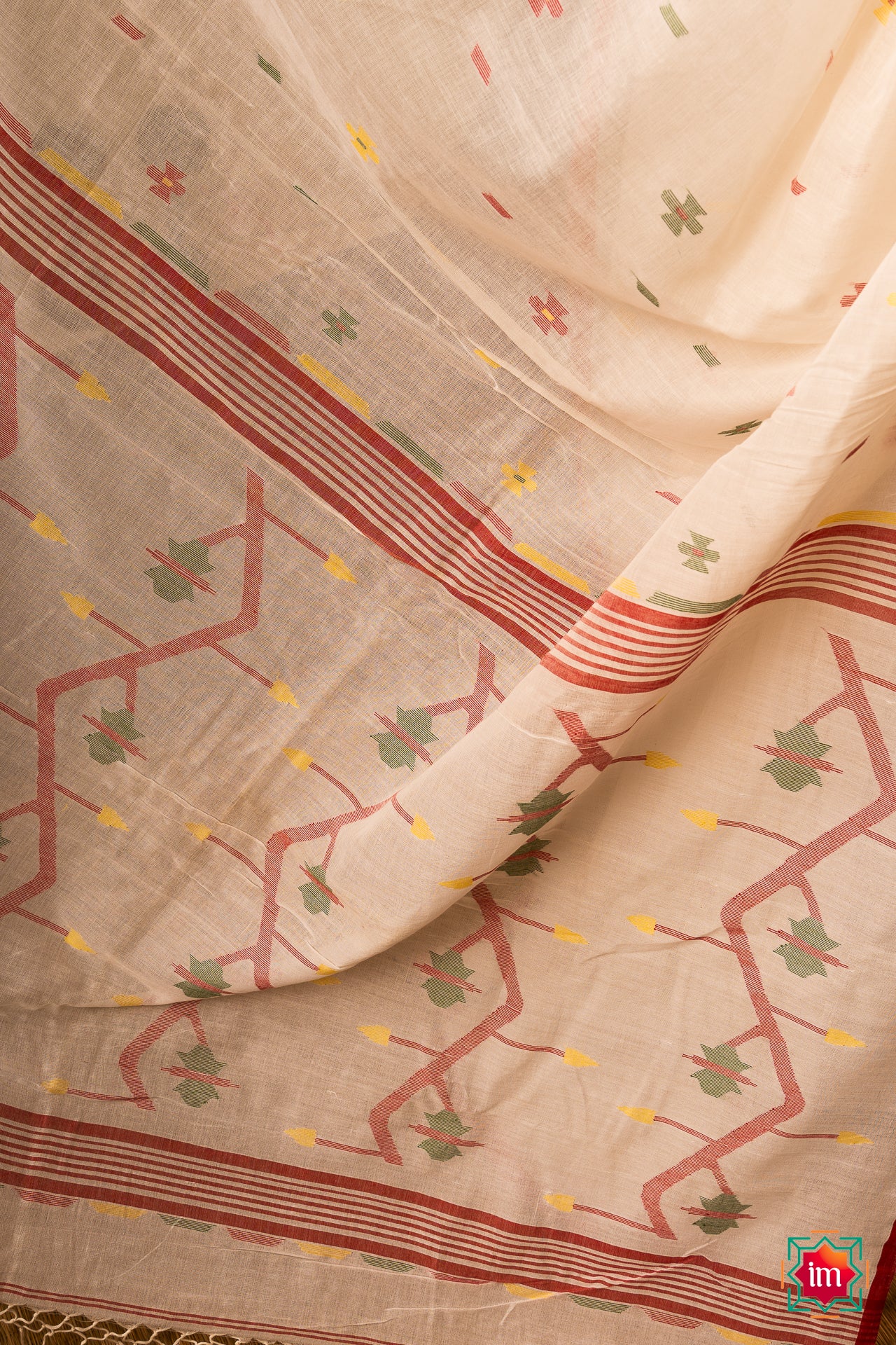 pujo-sarees-the-indian-motif