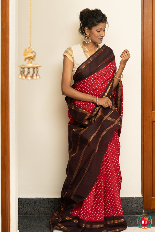 Red Black Wax Print Rettaipet Sungudi Cotton Saree Sembarathi