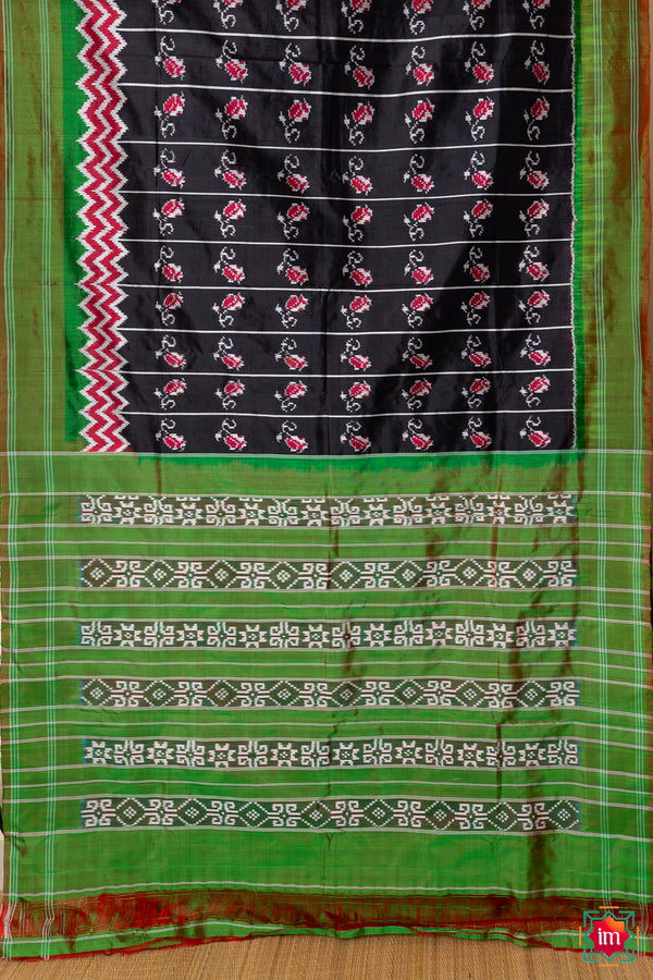 Black and Green Pochampally Ikkat Silk Saree Manmohini