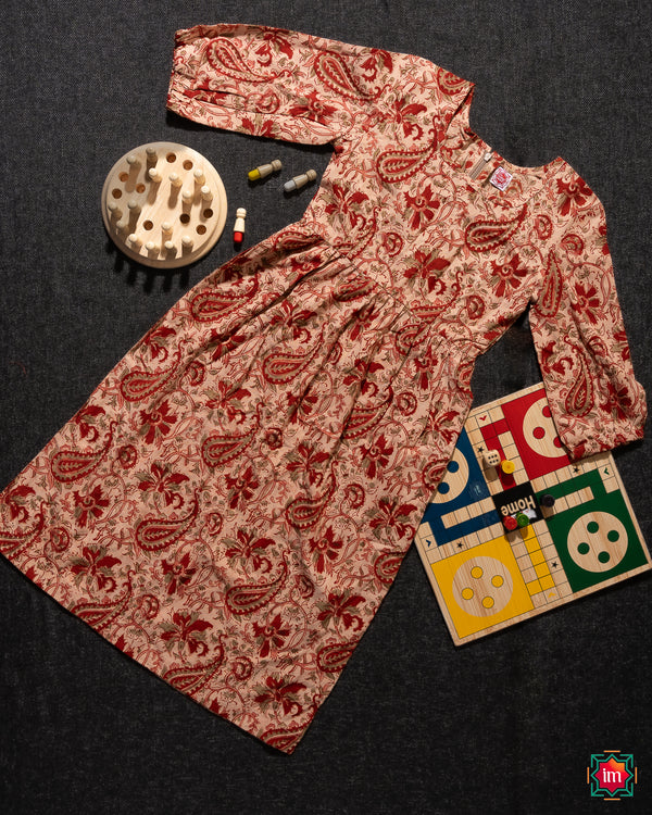 Cream Red Girls Paisley Love