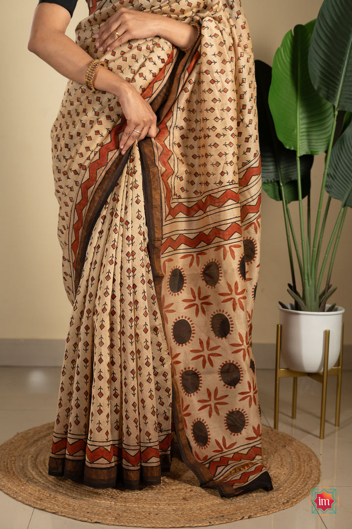Beige-Patterned-Bagru-Handblock-Chanderi-Silk-Cotton-Saree-4-The-Indian-Motif