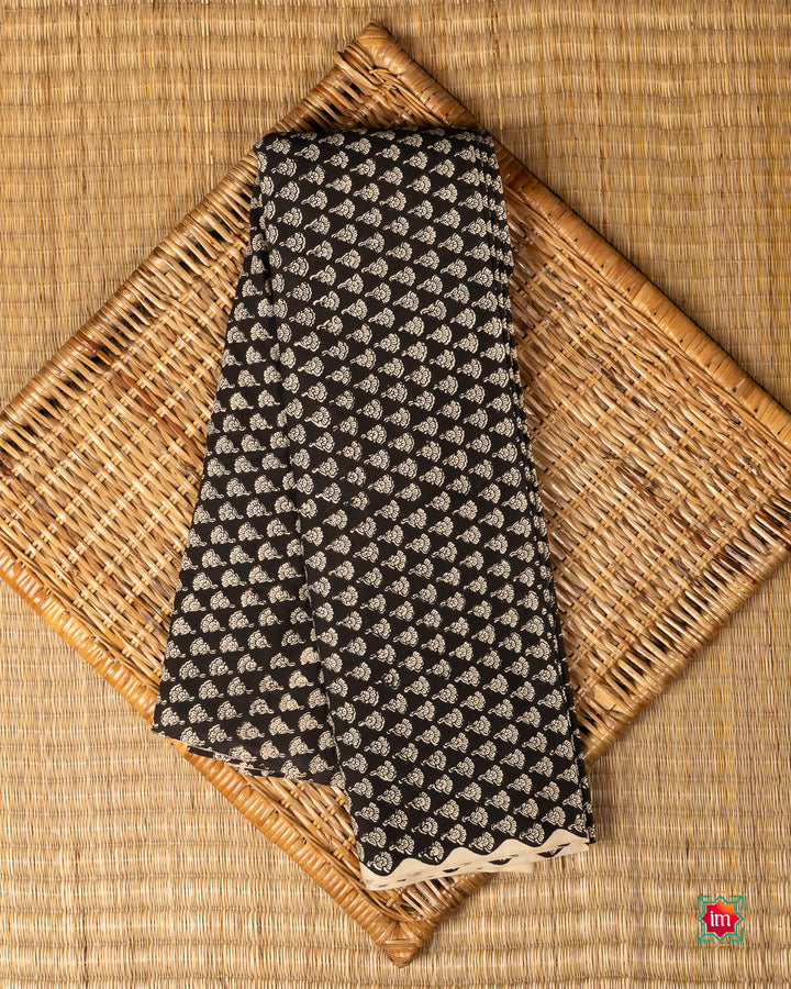 Black-Floral-Bagru-Handblock-Printed-Fabric-The-Indian-Motif