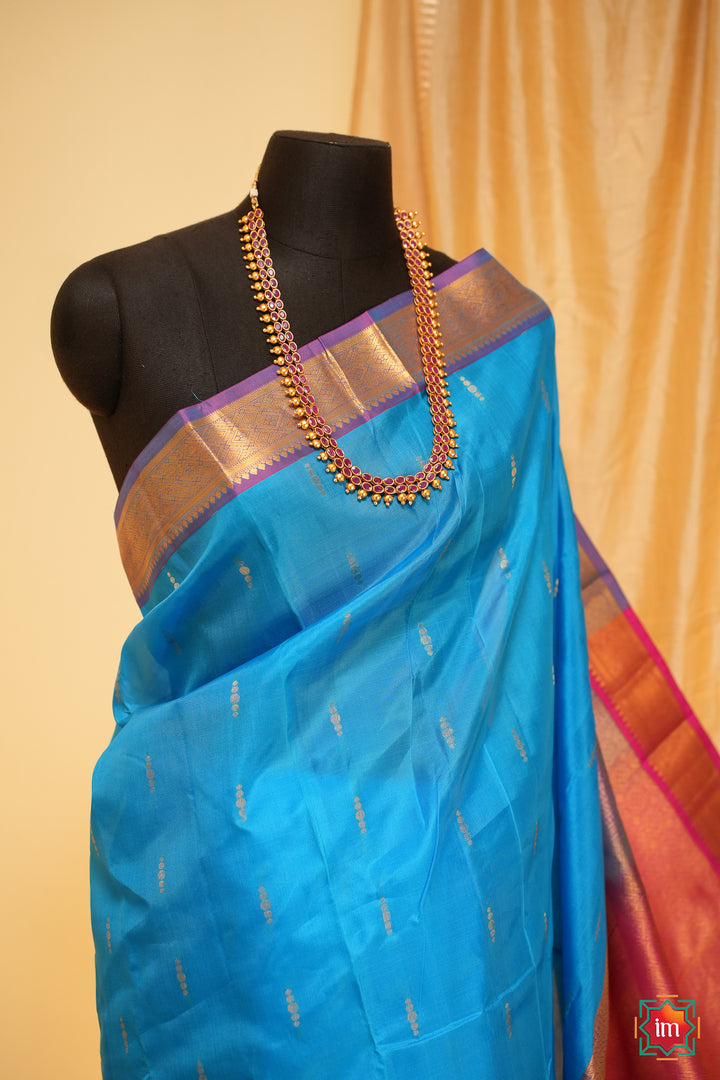 Blue-doubleshade-With-Pink-Kanjivaram-Handloom-Saree-Ananya-1-The-Indian-Motif
