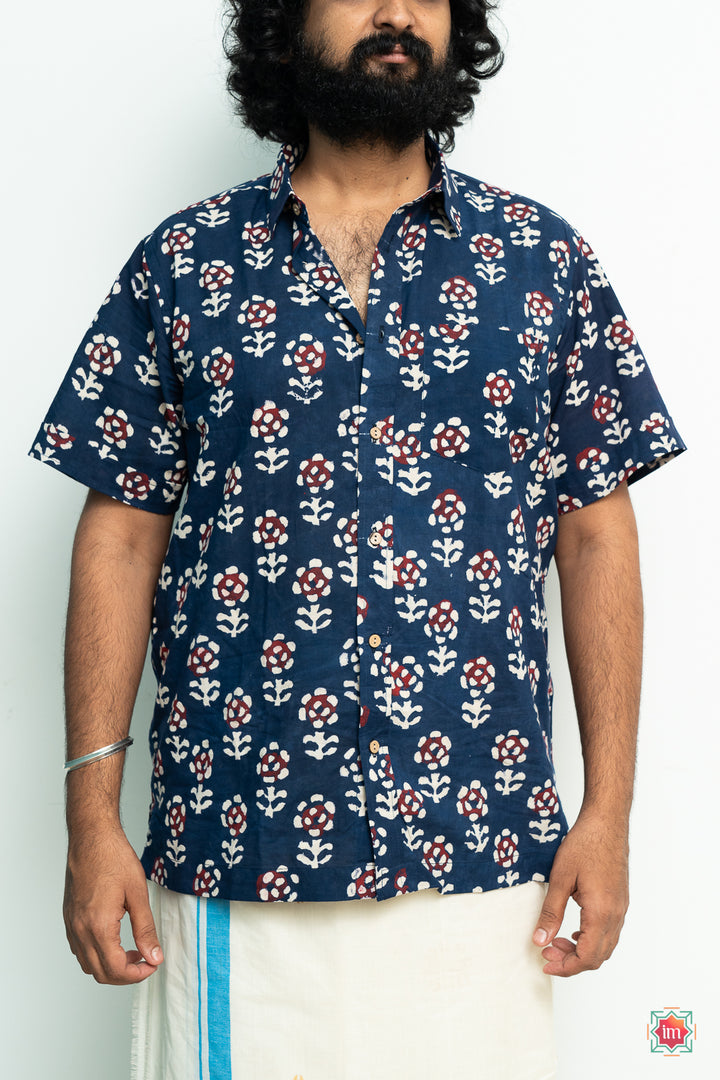 Blue-Floral-Bagru-Handblock-Printed-Cotton-Mens-Shirt-Tamburan-3-The-Indian-Motif
