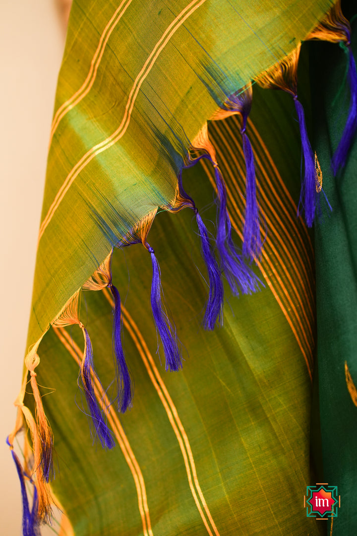 Bottle-Green-Kanjivaram-Silk-Saree-Meenakshi-5-The-Indian-Motif