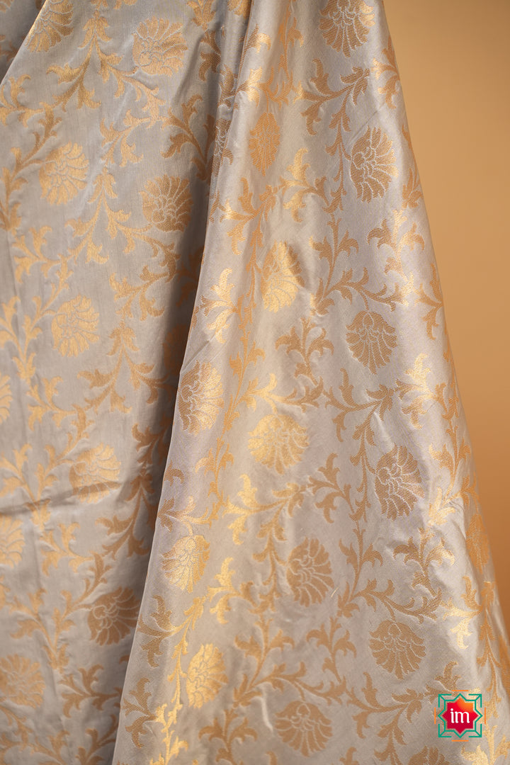 Cloud-Grey-Banaras-Silk-Saree-Aasman-6-The-Indian-Motif