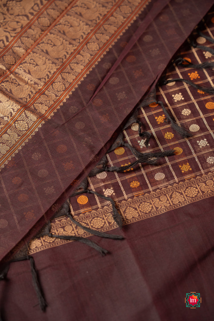 Cocoa-Brown-Shot-1000-Butta-Cotton-Saree-Mazhai-Bhoomi-7-The-Indian-Motif