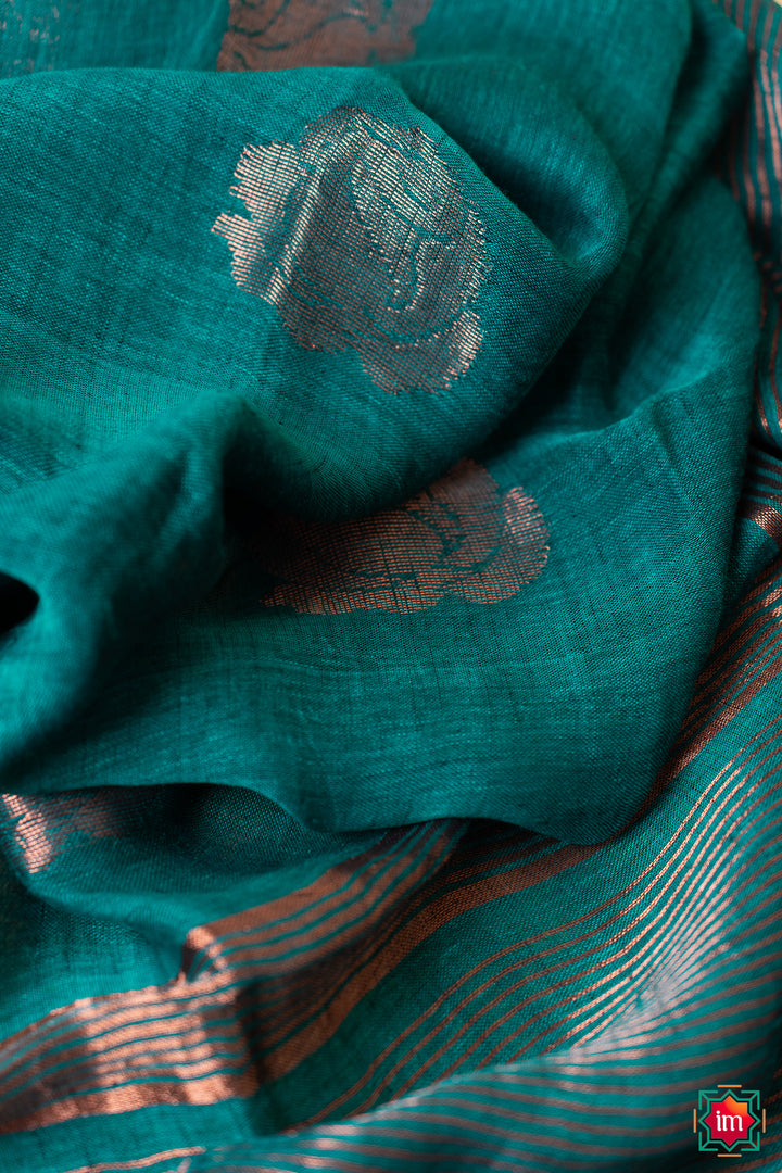 Dark Teal Handwoven Linen Jamdhani Saree Samudra-10-The Indian Motif