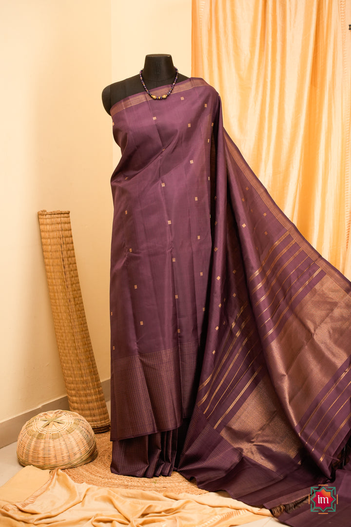 Deep-Cocoa-Vairoosi-Kanjivaram-Pure-Zari-Handloom-Saree-Pankaja-The-Indian-Motif
