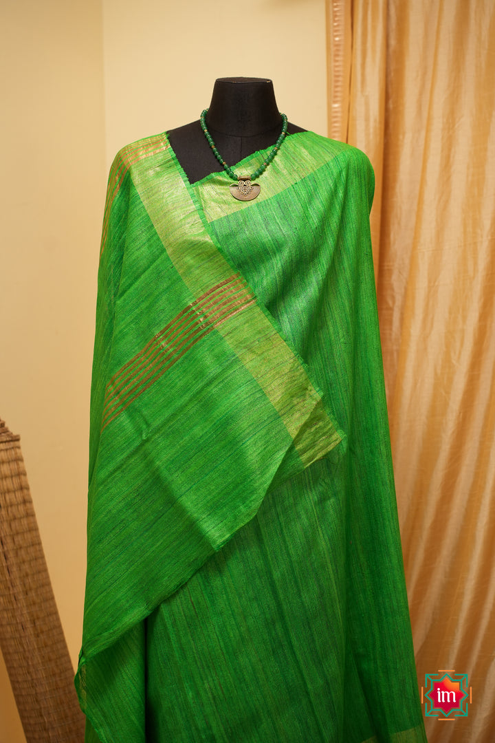 Green Bhagalpur Tussar Handwoven Silk Saree-3-The-Indian-Motif