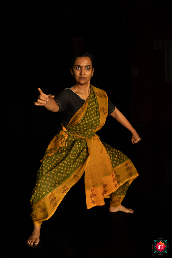 Green-Exquisite-Handblock-Printed-Jugalbandhi-Mangalgiri-Saree-Charming-Grace-The-Indian-Motif