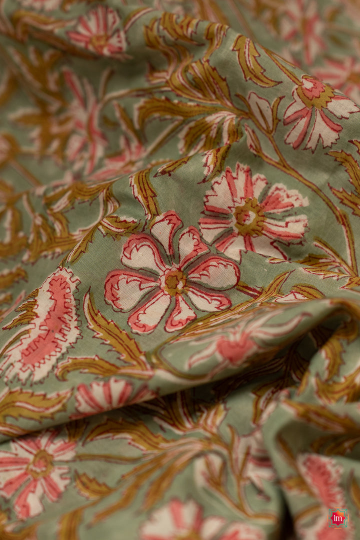 Green-Floral-Bagru-Handblock-Printed-Mul-Cotton-Saree-Meeta-1-The-Indian-Motif