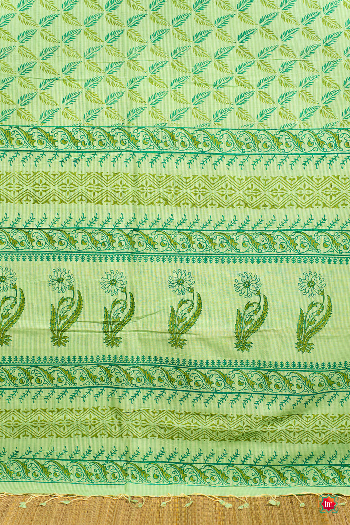 
Green Mangalgiri Cotton With Handblock prints Jugalbandhi Saree Summer Love-1-The Indian Motif
