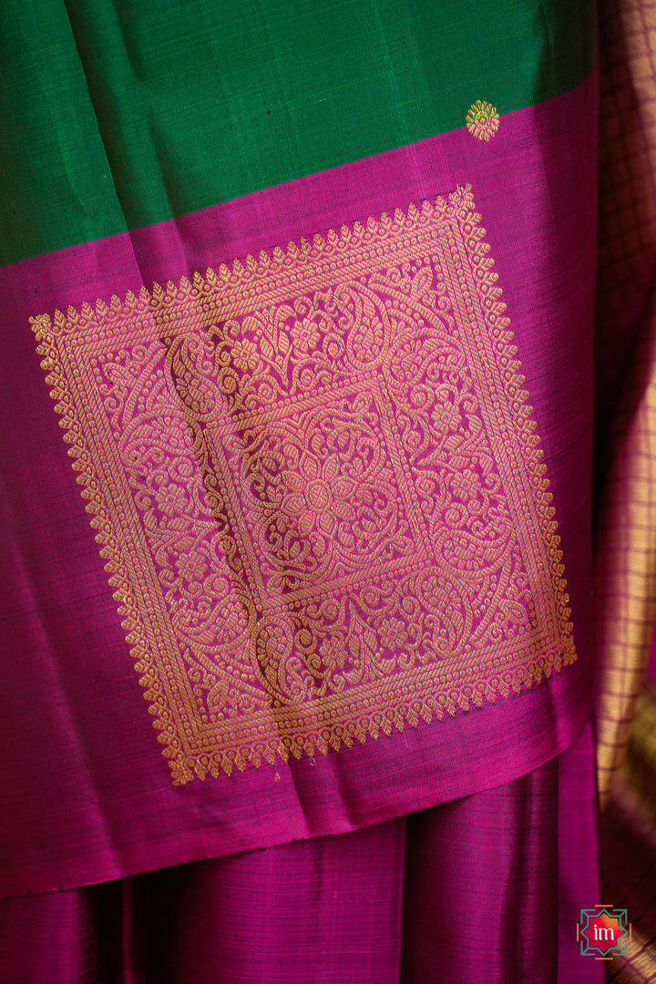 Green-with-Pink-Kanjivaram-Handloom-Saree-Marudham-6-The-Indian-Motif