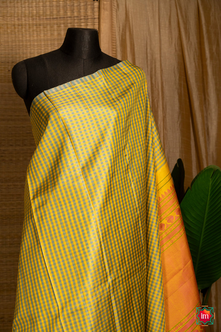Grey-and-Yellow-Checkered-Molkalmuru-Silk-Saree-Minsaram-The-Indian-Motif