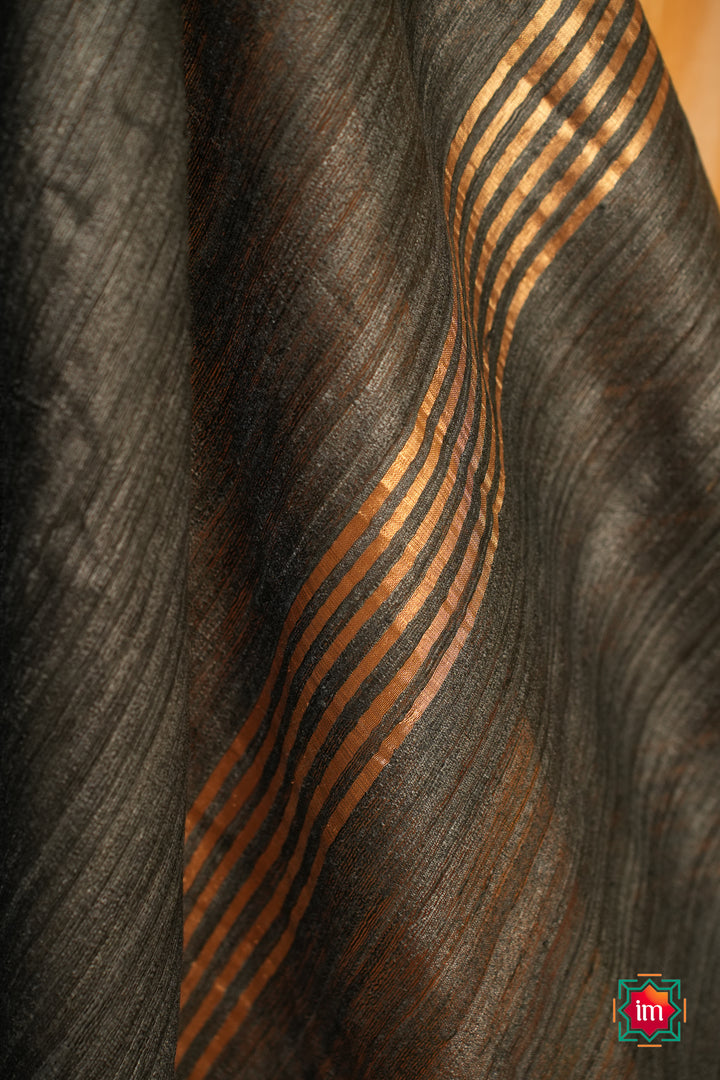Grey-Black-Bhagalpur-Tussar-Handwoven-Silk-Saree-1-The-Indian-Motif