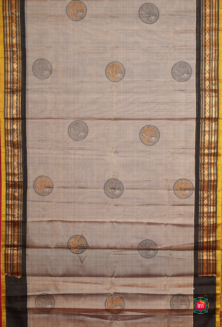 Grey-With-Black-Handloom-Gadwal- Silk-Cotton-Jugalbandhi-Saree-Meenakshi-2-The-Indian-Motif