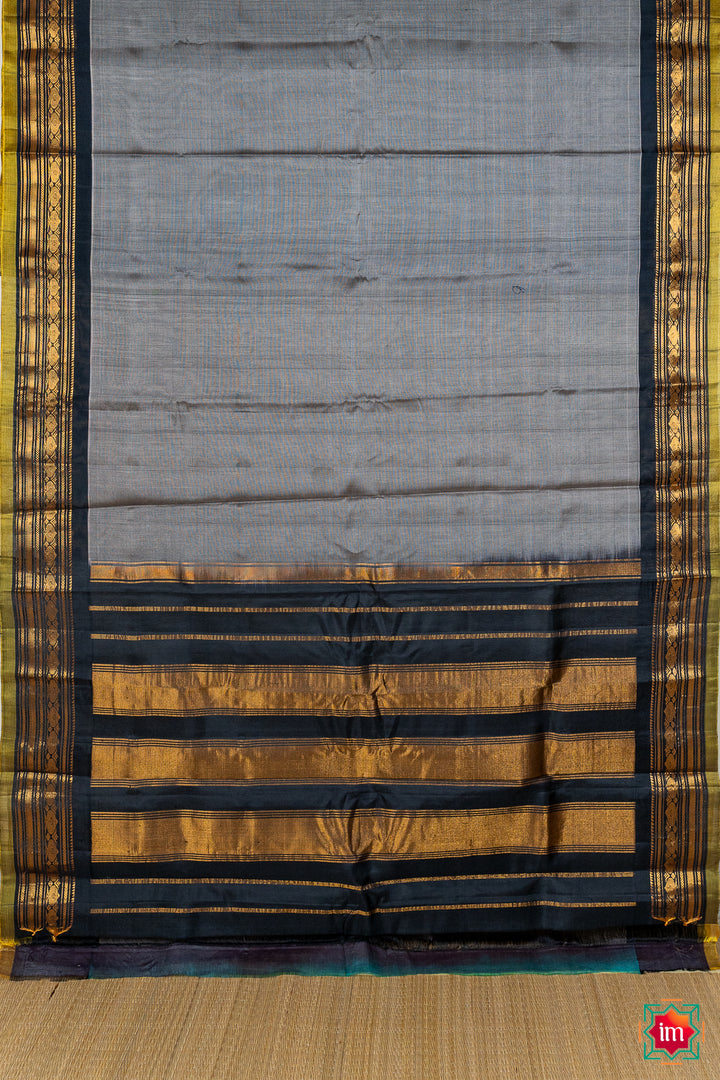 Grey-Handloom-Gadwal-Silk-Cotton -Saree-Megham-8-The-Indian-Motif