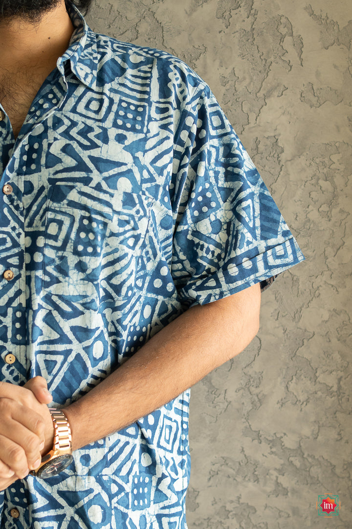 Indigo-White-Handblock-Printed-Cotton-Mens-Shirt-Raasleela-3-The-Indian-Motif