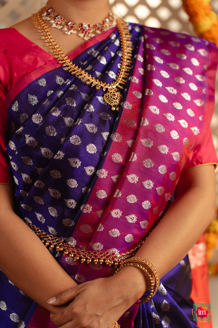 Ink Blue With Pink Borderless Venkatagiri Silk Saree Sahana-2-The Indian Motif