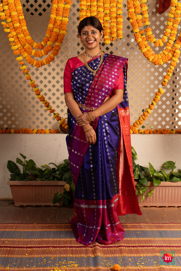Ink Blue With Pink Borderless Venkatagiri Silk Saree Sahana-The Indian Motif