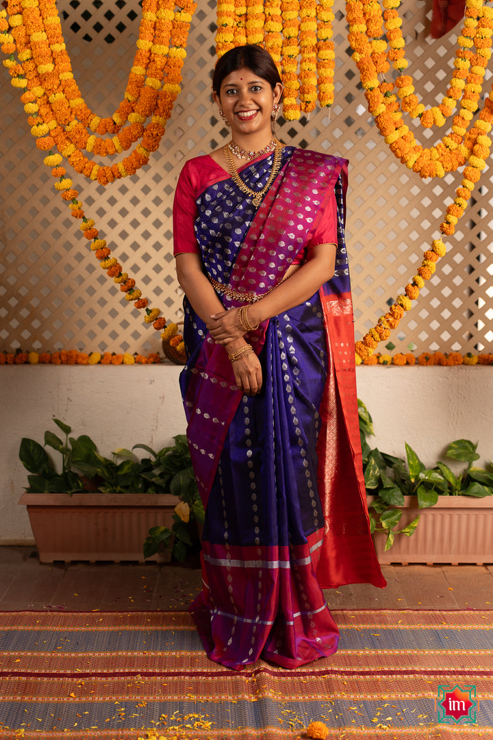 Ink Blue With Pink Borderless Venkatagiri Silk Saree Sahana-The Indian Motif