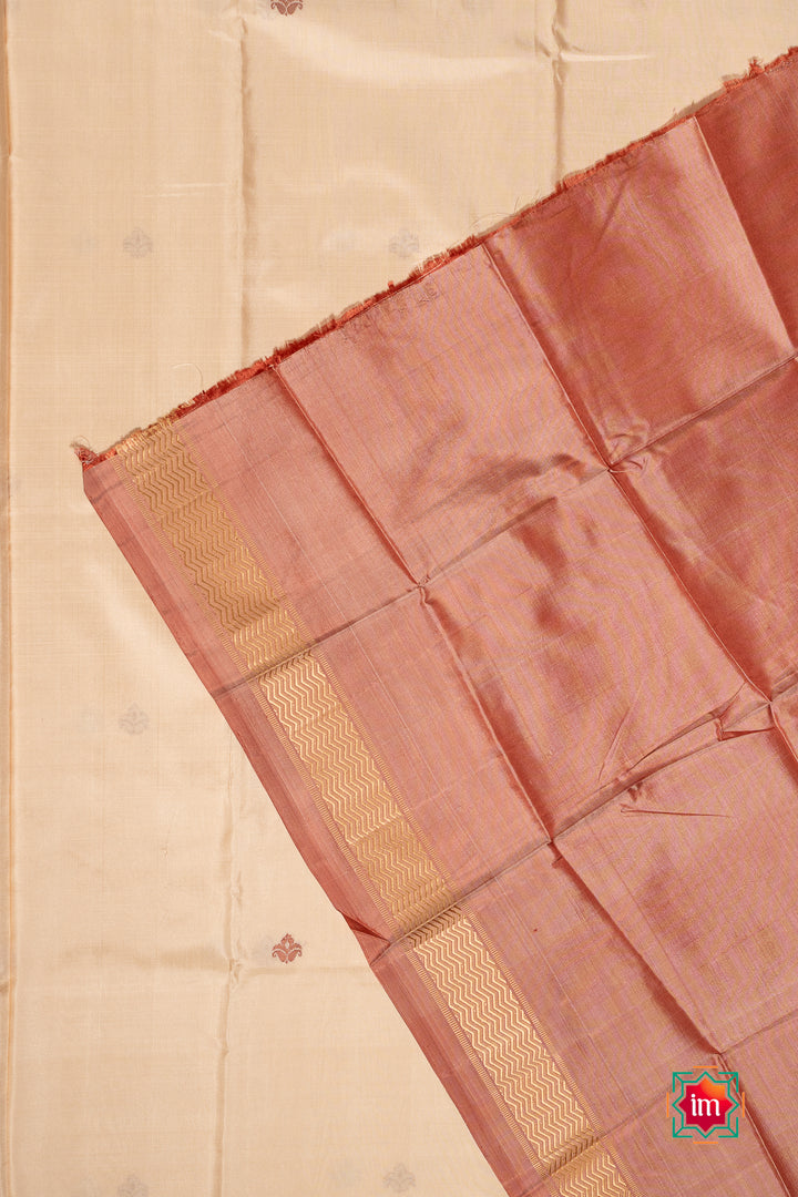 Ivory Onion Pink Pure Silk Kodiyala Saree Hamsadwani-8-The Indian Motif