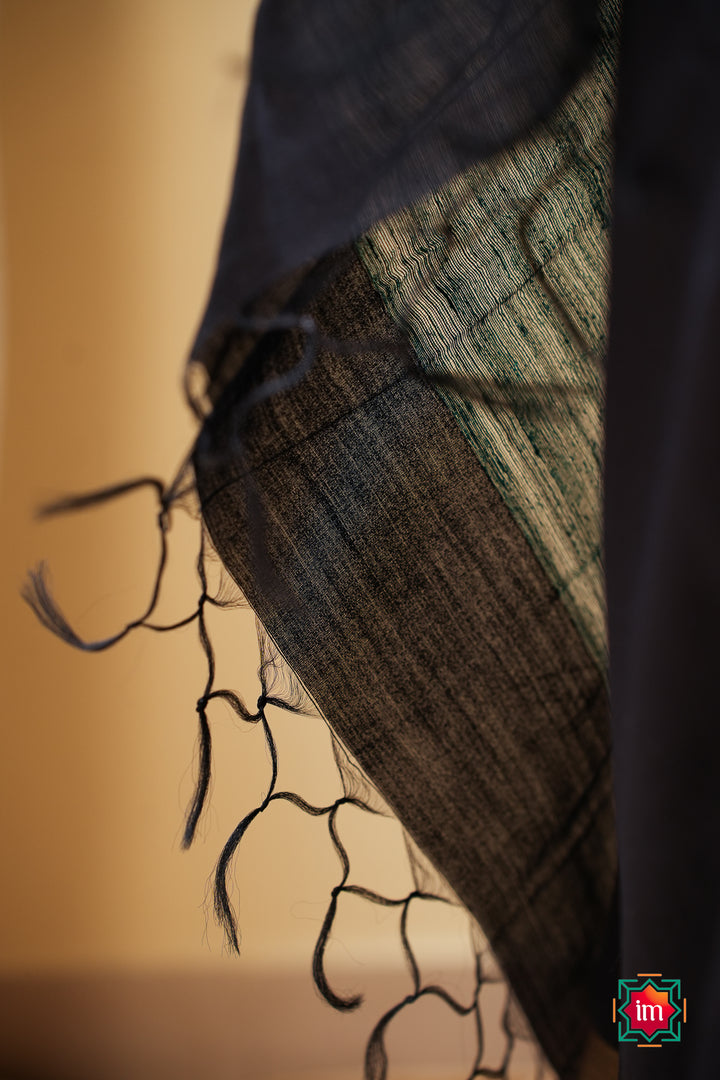 Black-Tussar-Handloom-Silk-Saree-7-The-Indian-Motif