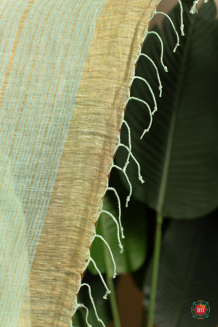 Light-Teal-Handwoven-Linen-With-Zari-Saree-Pastel-love-6-The-Indian-Motif