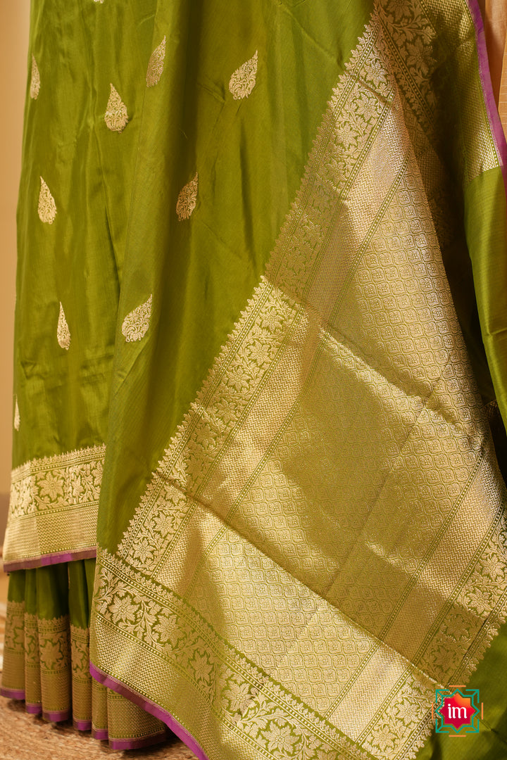 Mint-Green-Banaras-Silk-Saree-Minar-3-The-Indian-Motif