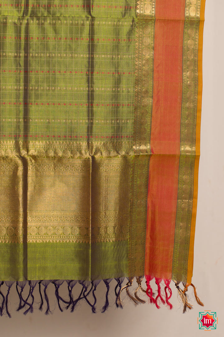 Moss-Green-Lakshadeepam-Butta-Handloom-Kanchi-Cotton-Dupatta-Pachai-5-The-Indian-Motif