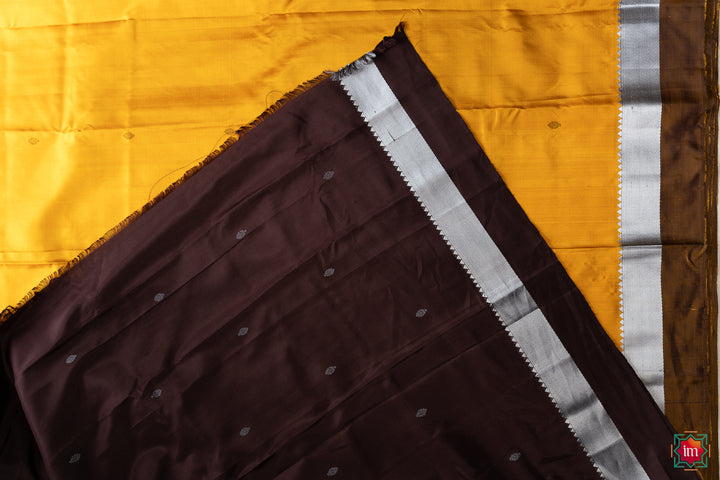 Mustard-Brown-Pure-Silk-Kodiyala-Saree-Swarnam-11-The-Indian-Motif