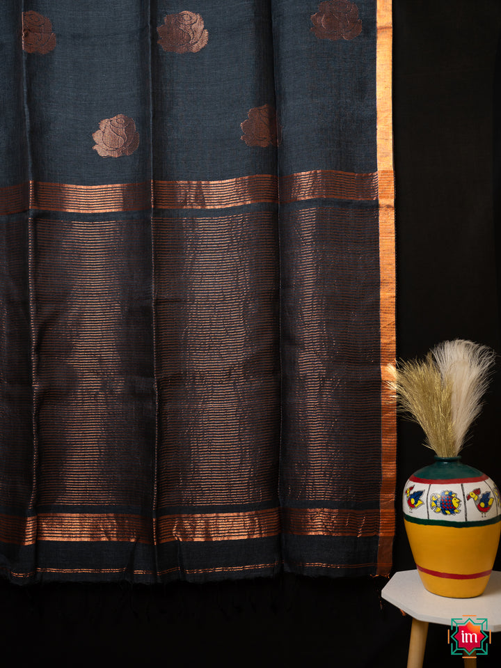Ocean Blue-Green Handwoven Linen Jamdhani Saree Rose Magic-1-The Indian Motif