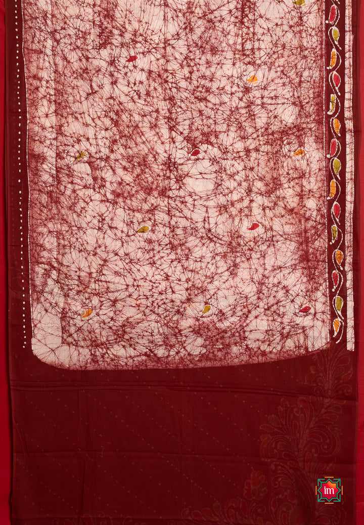 Offwhite-Brown-Batik-Cotton-Saree-Vermillion-Wonder-5-The-Indian-Motif