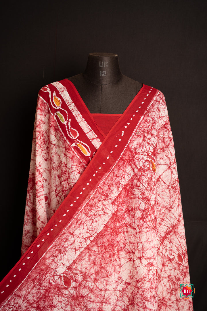 Offwhite-Red-Batik-Cotton-Saree-Cherry-Blossom-2-The-Indian-Motif
