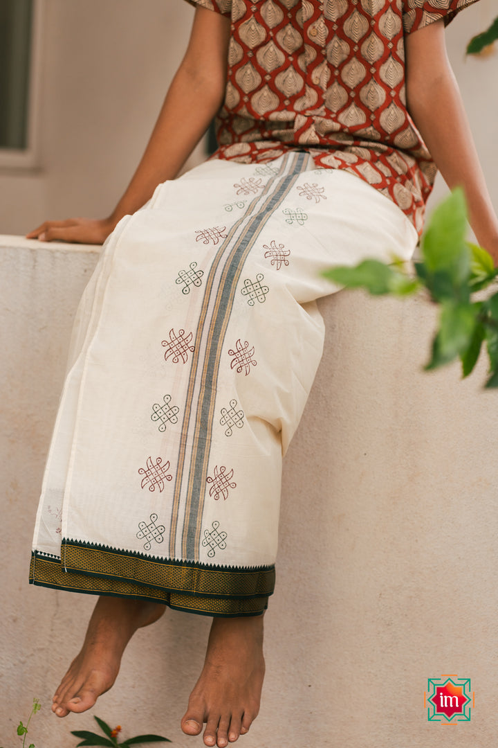 Onam-Kolam-Handblock-Mens-Dhoti -Pookalam-3-The-Indian-Motif