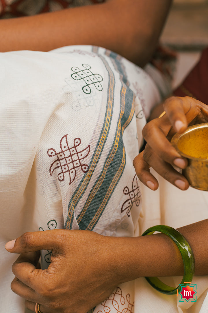 Onam-Kolam-Handblock-Mens-Dhoti -Pookalam-4-The-Indian-Motif