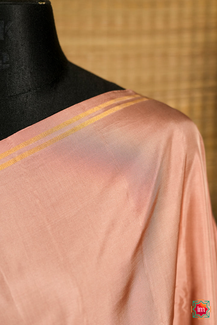 Onion-Pink-with-Brown-Soft-Silk-Handloom-Saree-Maya-3-The-Indian-Motif