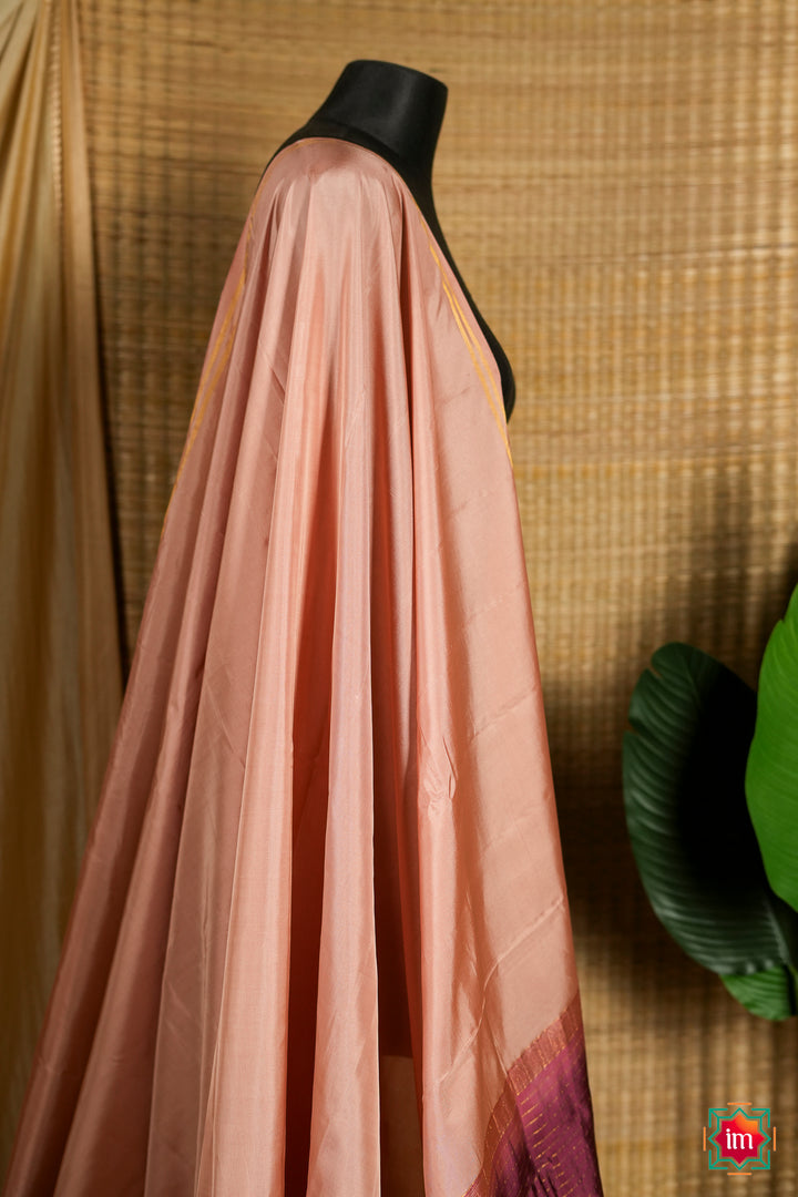 Onion-Pink-with-Brown-Soft-Silk-Handloom-Saree-Maya-4-The-Indian-Motif