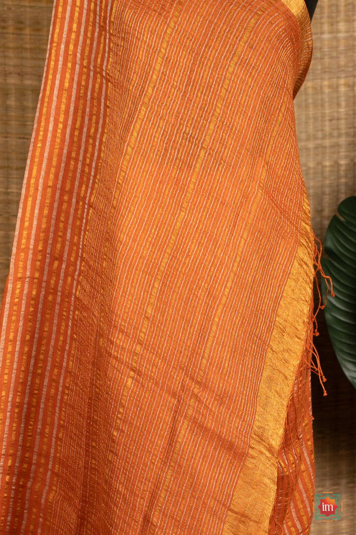 Orange-Handwoven-Linen-With-Zari-Saree-Sunrise-Glory-5-The-Indian-Motif