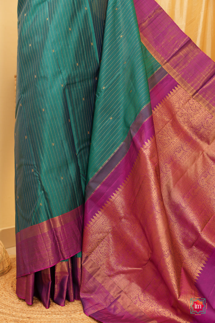 Peacock-green-and-pink-Kanjivaram-Handloom-Saree-Mayuraa-2-The-Indian-Motif
