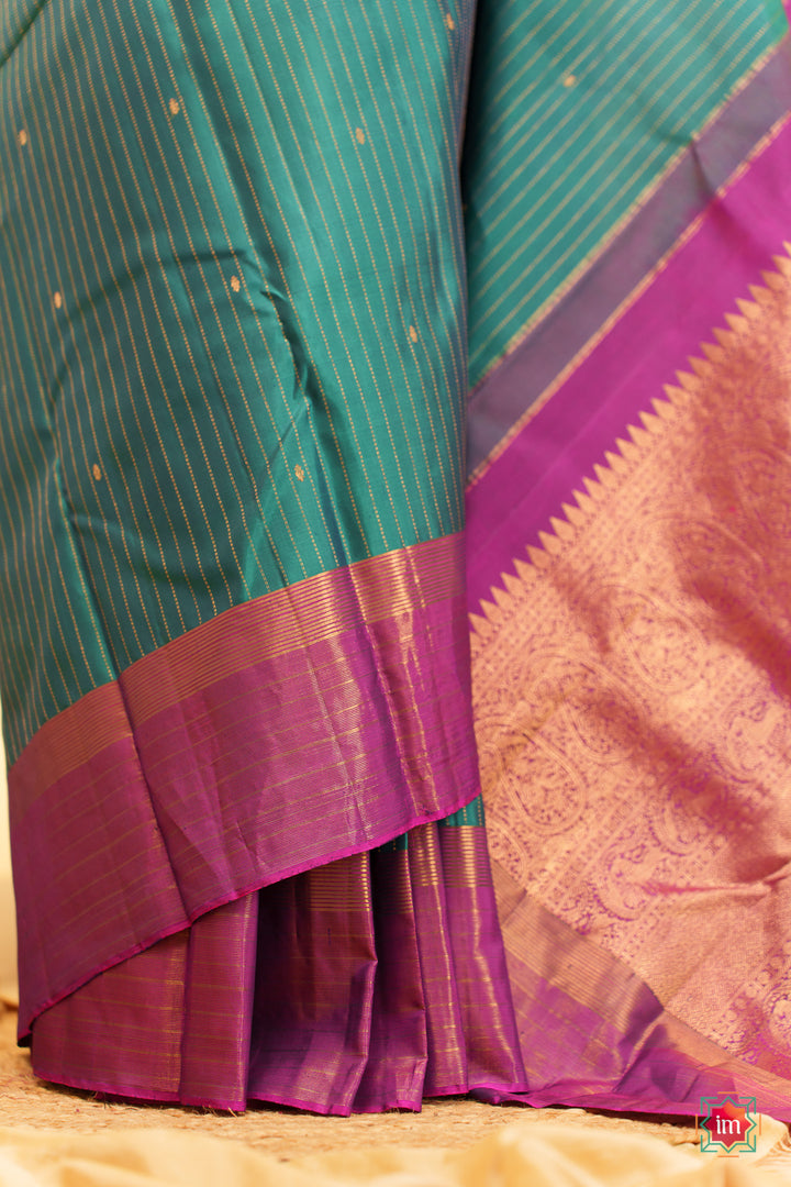 Peacock-green-and-pink-Kanjivaram-Handloom-Saree-Mayuraa-7-The-Indian-Motif