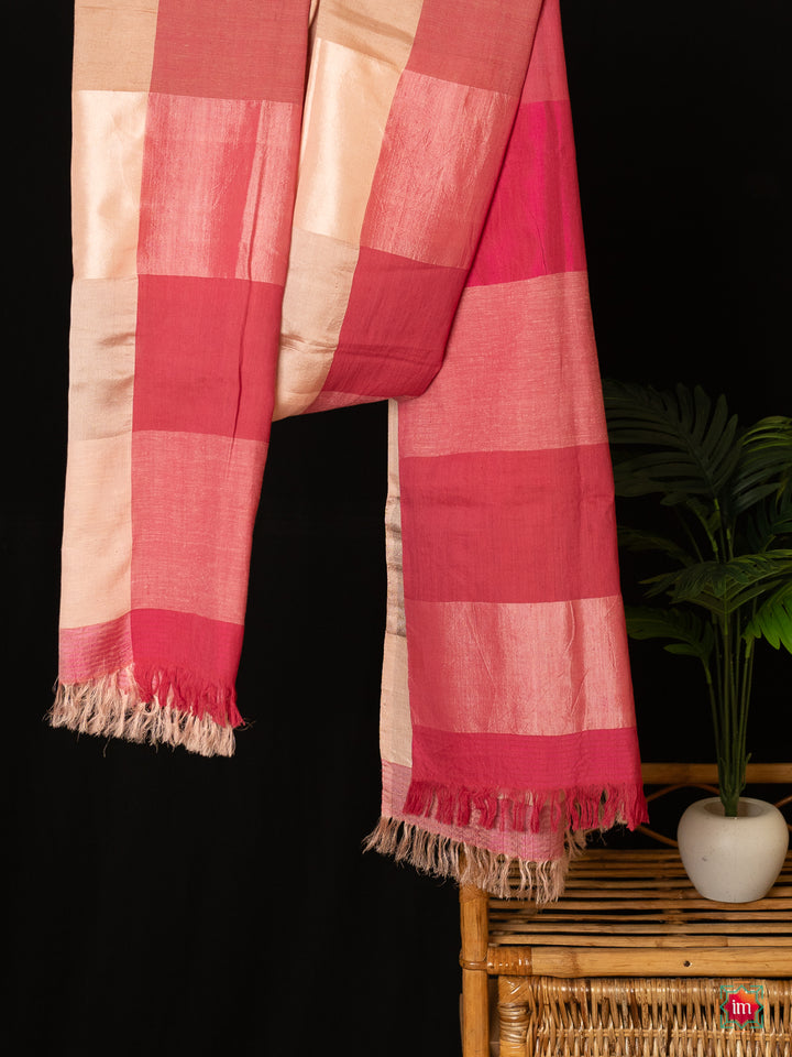 Pink-Checkered-Silk-Handloom-Stole -Marlyn-3-The-Indian-Motif
