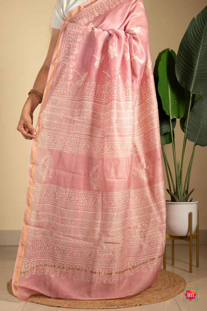 Pink-Dragonfly-Bagru-Handblock-Chanderi-Silk-Cotton-Saree-3-The-Indian-Motif