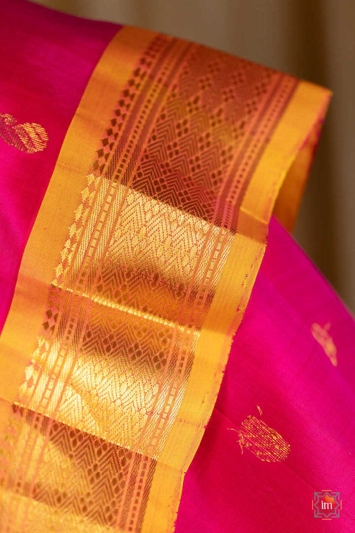 Pink-With-Yellow-Kanjivaram-Silk-Saree-Pavizham-8-The-Indian-Motif