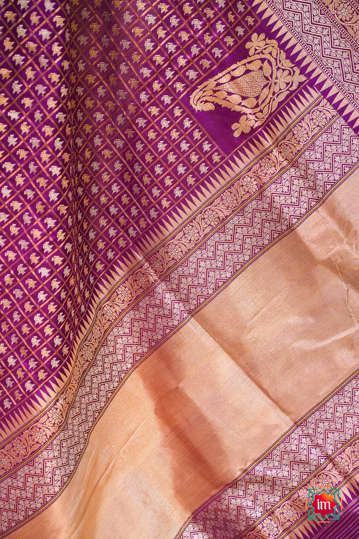 Purple-Banarasi-Handloom-Vintage-Antique-Zari-Saree-14-The-Indian-Motif