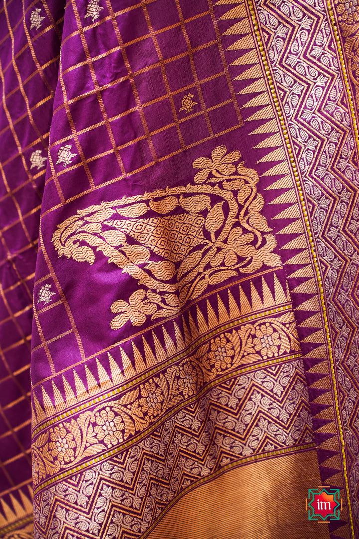 Purple-Banarasi-Handloom-Vintage-Antique-Zari-Saree-5-The-Indian-Motif