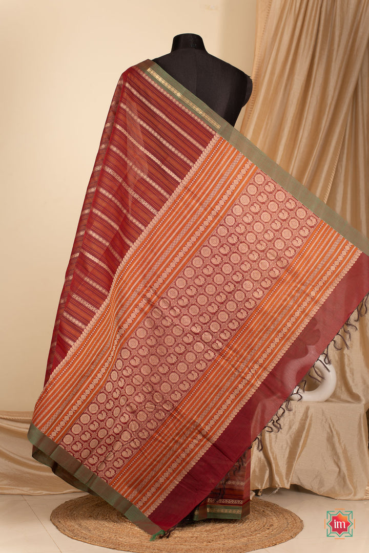 Red-Veldhari-Kanchi-Cotton-Saree-With-Zari-Kumkumam-1-The-Indian-Motif