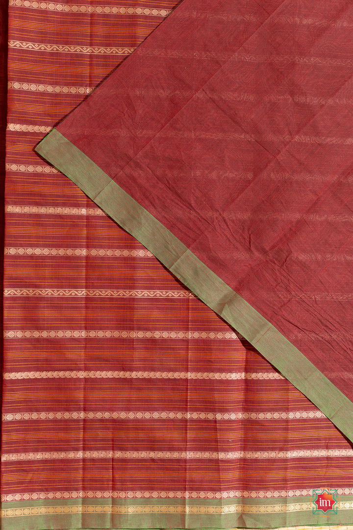 Red-Veldhari-Kanchi-Cotton-Saree-With-Zari-Kumkumam-10-The-Indian-Motif