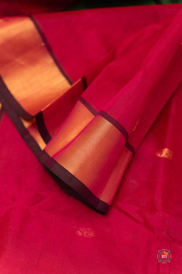 Red With Green Venkatatgiri Silk Cotton Saree Vismayam 4-The Indian Motif